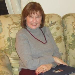 Meet your Posher, Phyllis